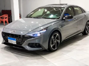 خدمة ليموزين المحافظات: رفيقك الأول للسفر الآمن والرفاهية المطلقة بين كافة المدن المصرية مع سلّام ليموزين