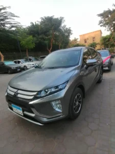 خدمة ليموزين المحافظات: رفيقك الأول للسفر الآمن والرفاهية المطلقة بين كافة المدن المصرية مع سلّام ليموزين