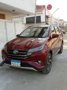 خدمة ليموزين المحافظات: رفيقك الأول للسفر الآمن والرفاهية المطلقة بين كافة المدن المصرية مع سلّام ليموزين